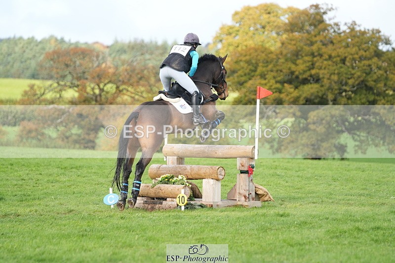 251024A-120928-08657 - B-112-Christina.Wiederkehr