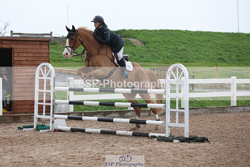 231112A-132033-04404 - Cls 20 Newcomers & 1.10m Open