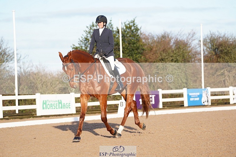 241214-104140-00239 - 136-NATALIE.PASSMORE-U.Legend