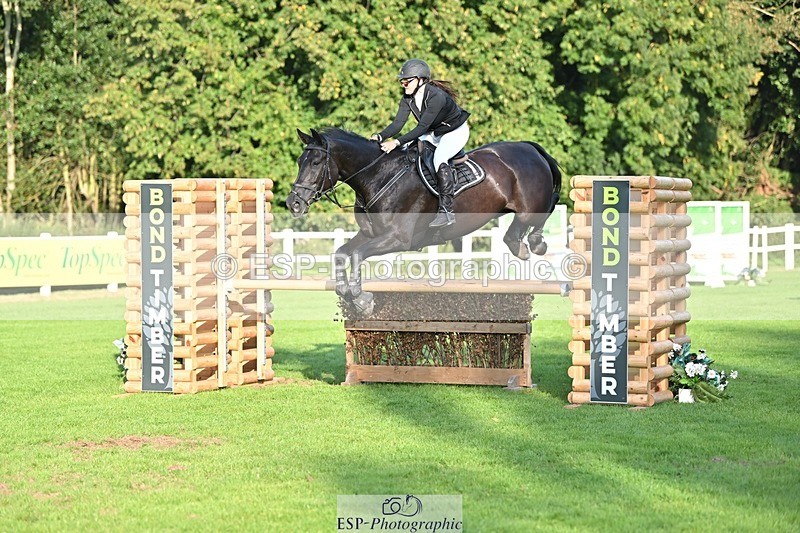 230909-174300-07744 - Cls 14 Snr 1m Derby