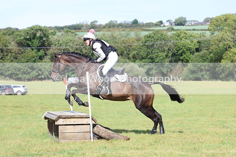 3E7A6679 - Class 1: Trebudannon Open: Pheasant Feeder
