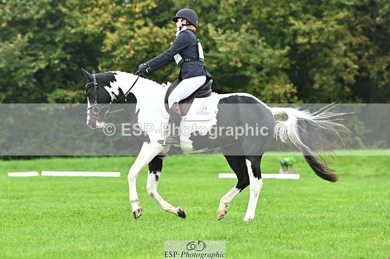 241024-114149-02453 - 317-Maddy.Greenaway-SPECIAL.VAN.DE.SMEDENPOORT