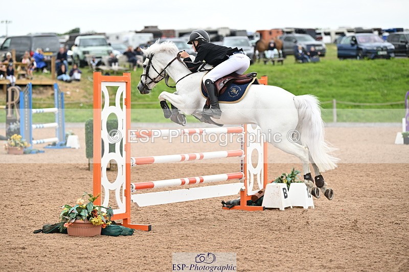 240630A-132927-13726 - Cls 25 HOYS 138cm Qualifier