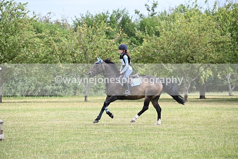 WJ6_6399 - 60cm XC Time 10:17 to 10:49