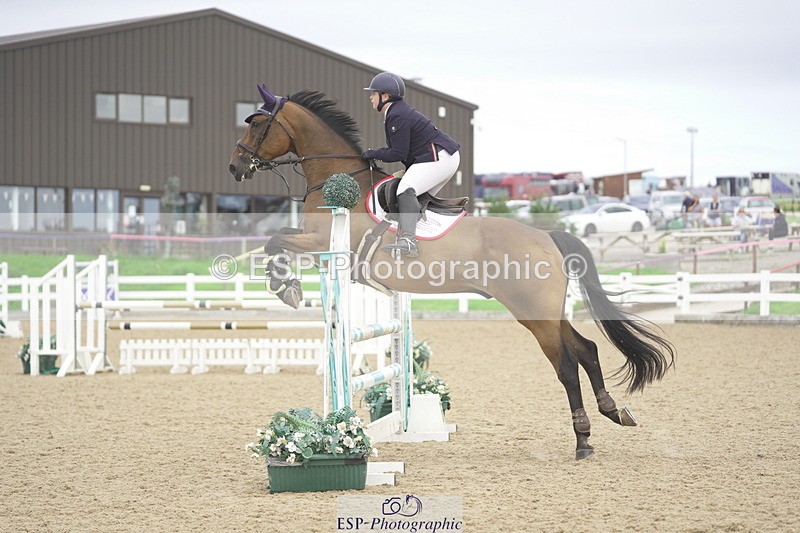 230810A-135324-02548 - Cls 4 1.05m Amateur Quali