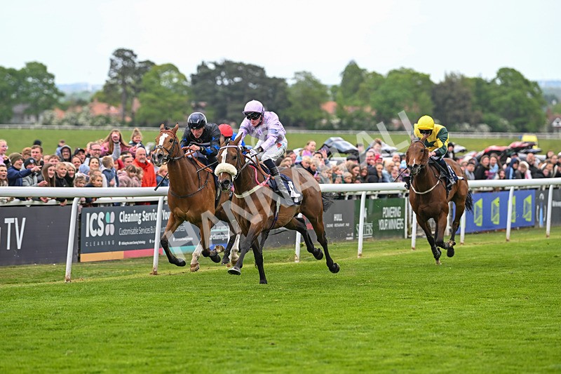 050525-Race 4-Vixey-4661 - Race 4