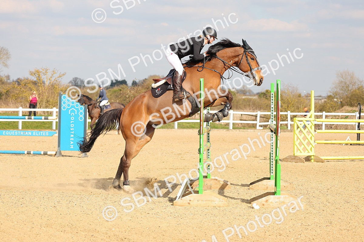 SBM_001637 - Class 5 - Senior Foxhunter - 1.20m