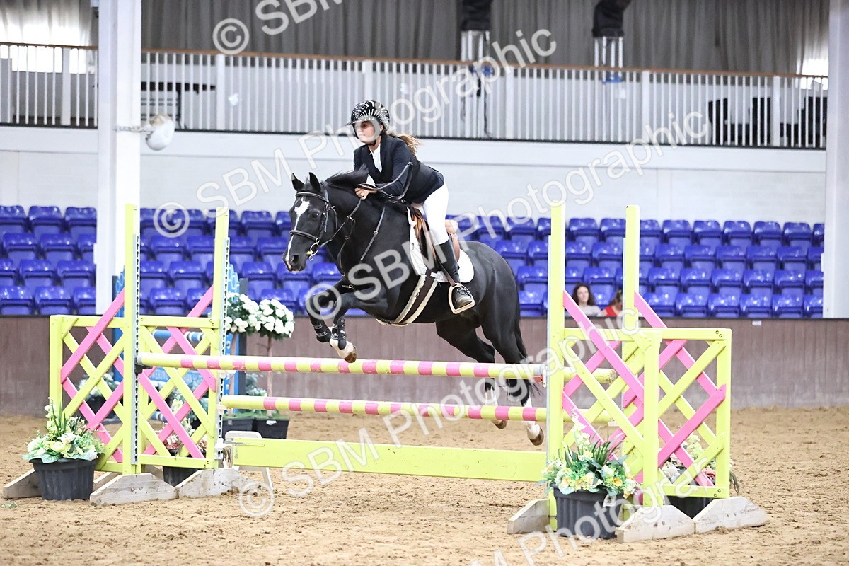SBM_001152 - Class 5 - Blue Chip Pony Newcomers 1.00m Open