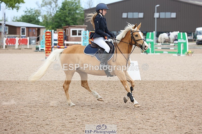 250503-105830-00395 - Cls 5 Pony Discovery and 90cm Open