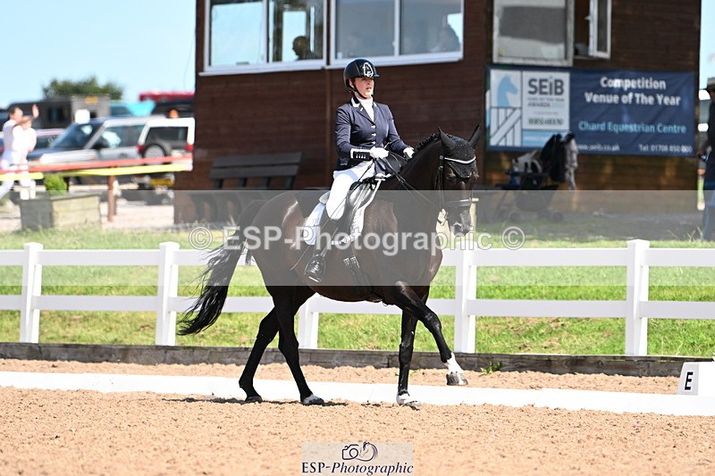 240816A-131116-04980 - 110-Hope.Hayward-Et.LΓÇÖAmour