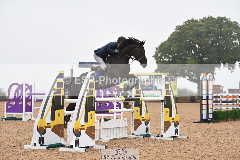 230916A-102442-03794 - Cls 14 Snr Foxhunter