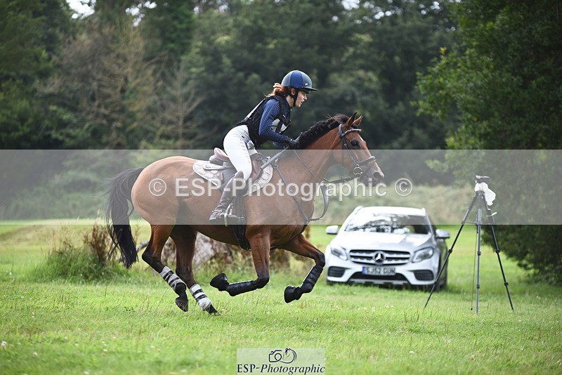 240804-153218-18745 - 652-Tessa_Arthur-FIDGET