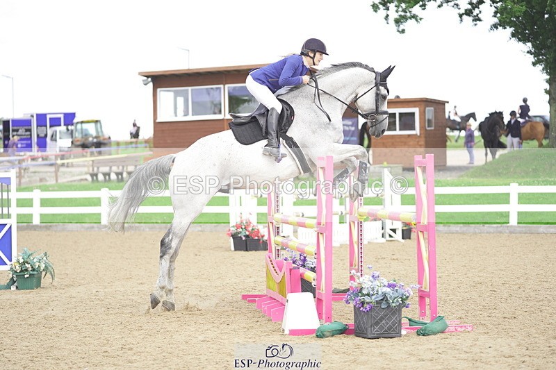 230729A-144240-06642 - Cls 24 1.05m Amateur Quali