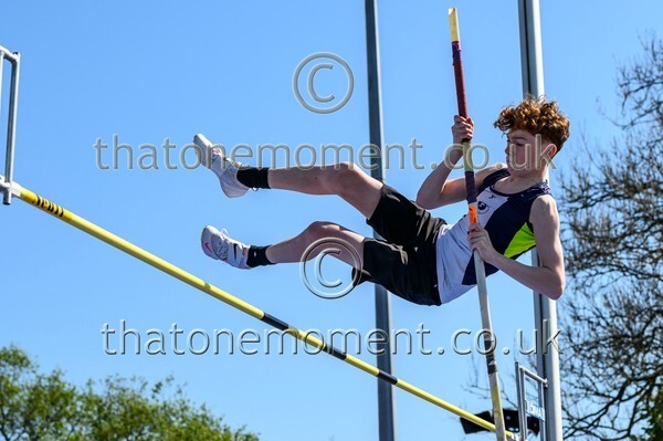 West25Sat-919309 - Field Male