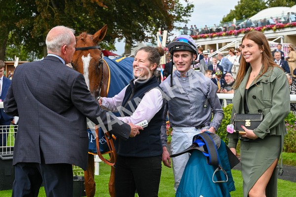 220824-Race 3-Thunder Run-6796 - Race 3 3.00pm Clipper Handicap
