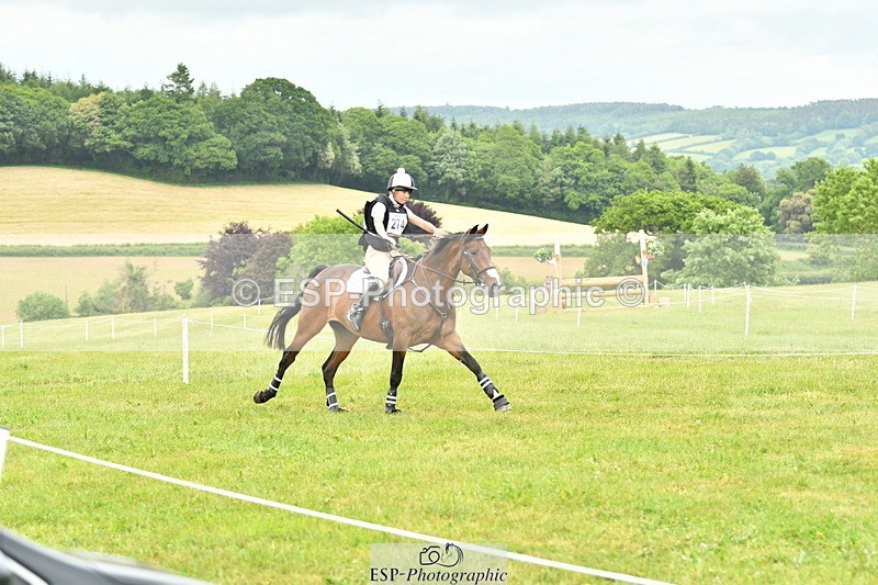 250524A-164944-14842 - C-274-Bizzy.Loffet-LONGBROOK.CHILLI.FLOWER