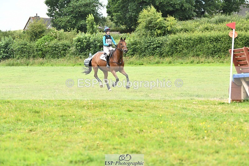 240630-125521-01135 - 910-Imogen_Daniels-Granstown_Master