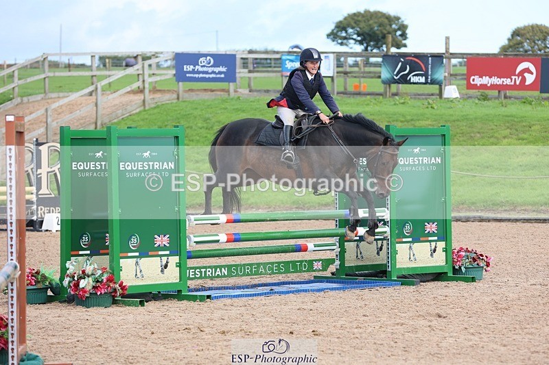 250911-142715-02445 - Cls 5 Chard Snr 90cm Speed Derby