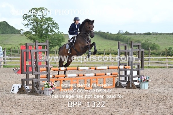 BPP_1322 - CLASS 10 SAT Senior BritiNovice/ 90cm Open