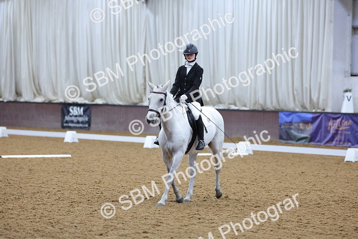 SBM_000103 - Class 2 - Intro 3 Championship - 8.51-9.47