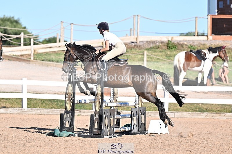 250708A-182714-00530 - 90cm Classes