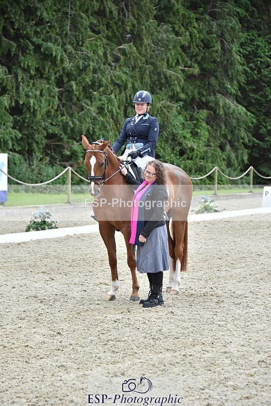 230813-181946-08811 - Medium Silver Presentations