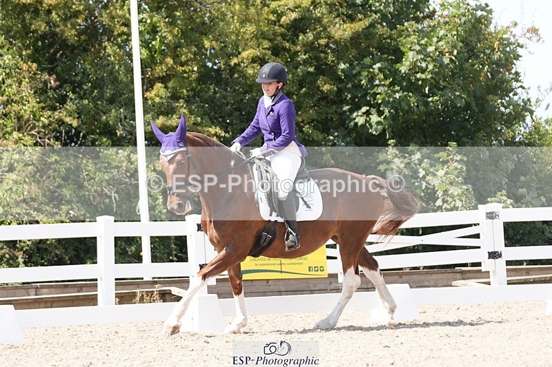 250817-140622-10589 - 182-Natalie.RosewarnePenpont.Fancy.That