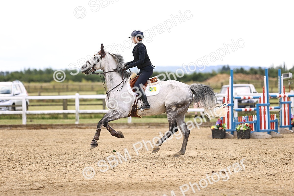 SBM_003474 - Class 22 - Senior Foxhunter 1.20m