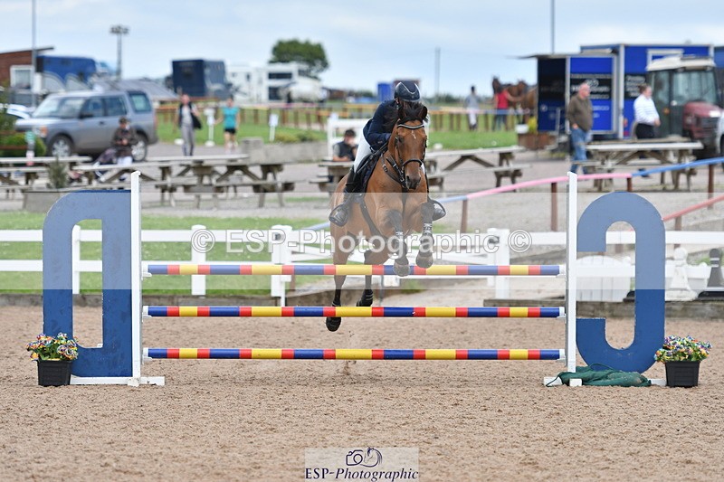 240727A-153836-06241 - Cls 24 1.05m Amateur Qualifier