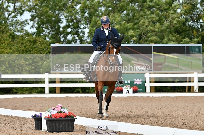 250906-111944-00963 - 041-Victoria.BradfordKenniford.flash.dancer