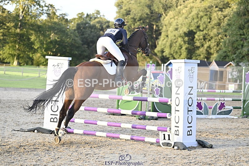 251005A-174529-05507 - Cls 11 Open 1m-1.05m