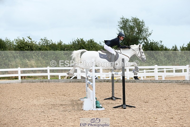 230716A-145104-04082 - Class 25a Pony Fox & 1.10 Open