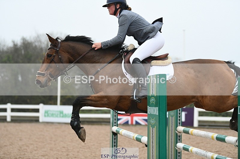 241103A-113555-07835 - SUN Cls 21 Snr Newcomers and 1.10m Open