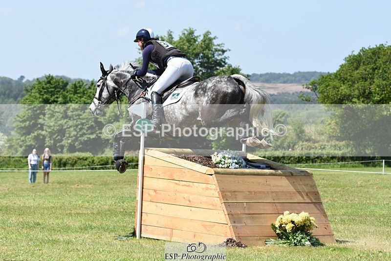 230527-113340-09348 - 311-BALLYCOSKERRY_REGAL_DIAMOND-Hollie_Swain-XC