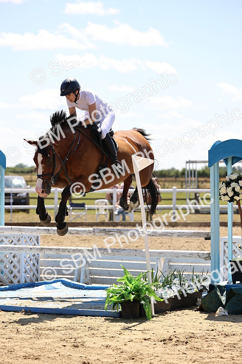 SBM_014883 - Class 15 - Senior Newcomers - 1.10m Open