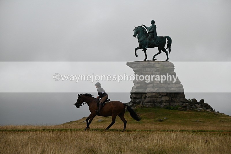 DSC_1747 - Time at Statue 12:13 to 12:32