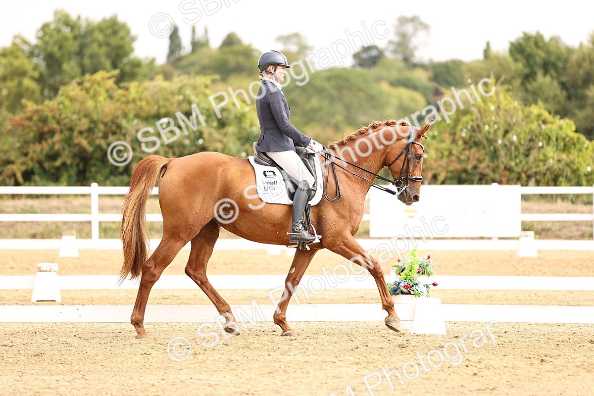 SBM_012867 - Class 2 - Advanced Medium 5 - 10.35-11.55