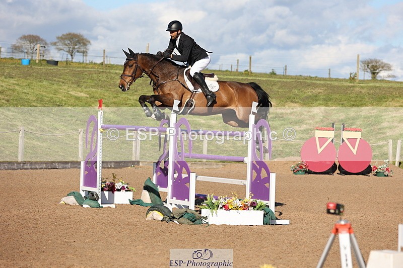 240419A-172650-09793 - Cls 10, 2 Star Big Tour 145cm  Break to End