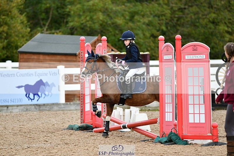 241013B-094058-00243 - Cls 1 Clear Round