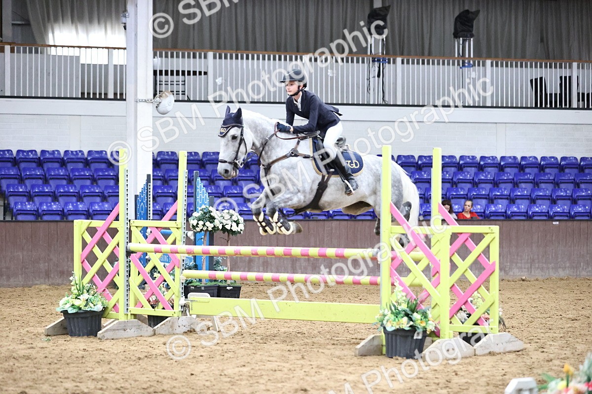 SBM_001166 - Class 5 - Blue Chip Pony Newcomers 1.00m Open
