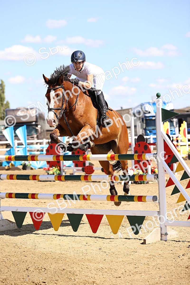 SBM_015323 - Class 16 - Senior foxhunter - 1.20m Open