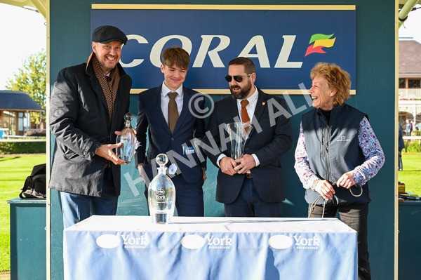 141023-Race 5-Certain Lad-9209 - Race 5 3.35pm Coral Racing Bet Bundles Handicap