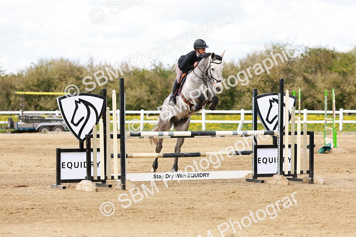 SBM_002105 - Class 4 - Senior Newcomers - 1.10m