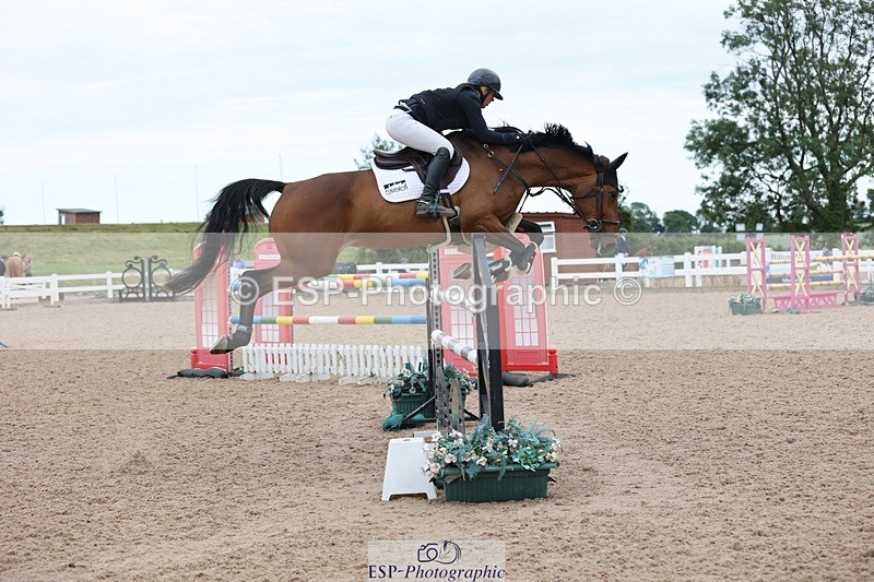 250625-160405-01611 - Cls 6 Foxhunter and 1.20m Open