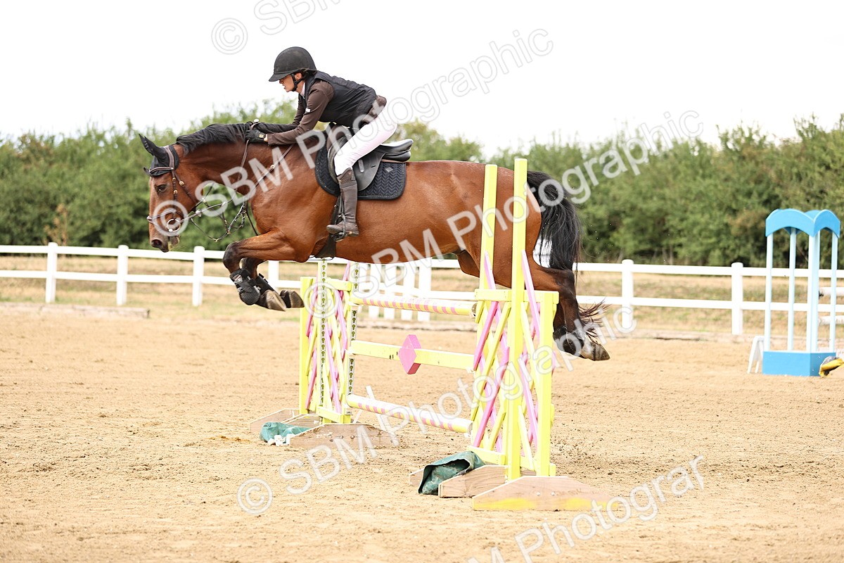 SBM_026970 - Class 13 - Senior Newcomers - 1.10m