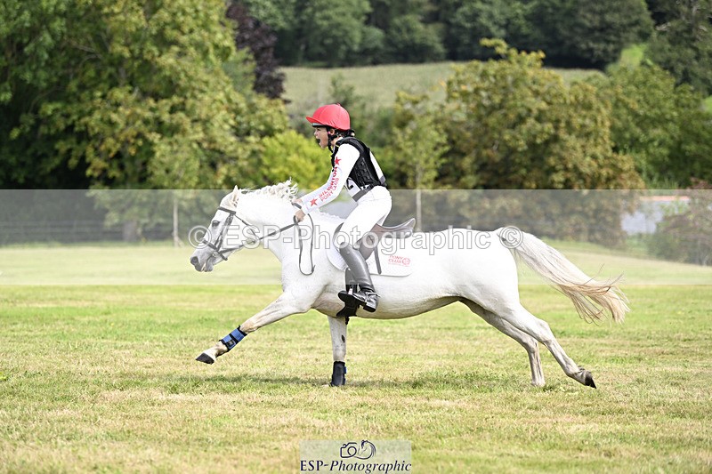 240825X-105209-31459 - 70cm XC 10.00 to 11.00