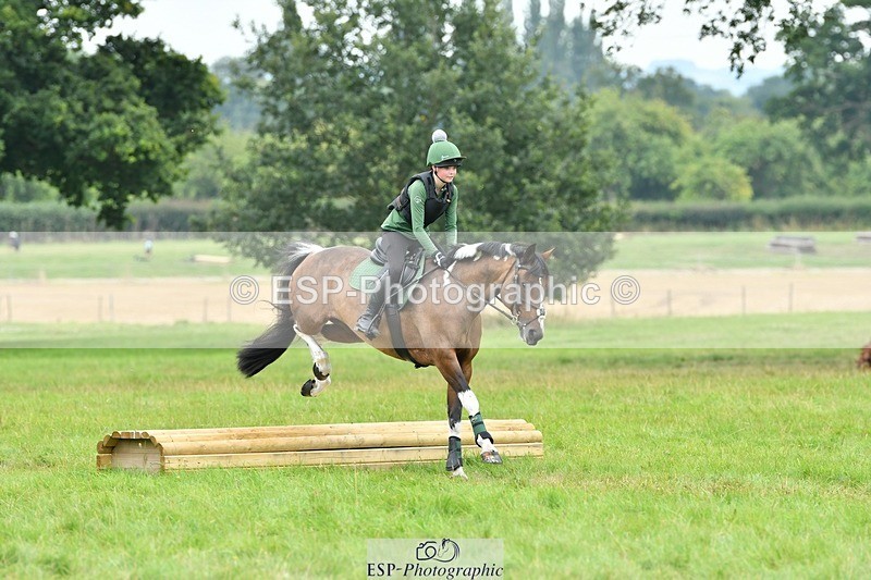 230817-130938-00810 - Theo's 1st Group - XC