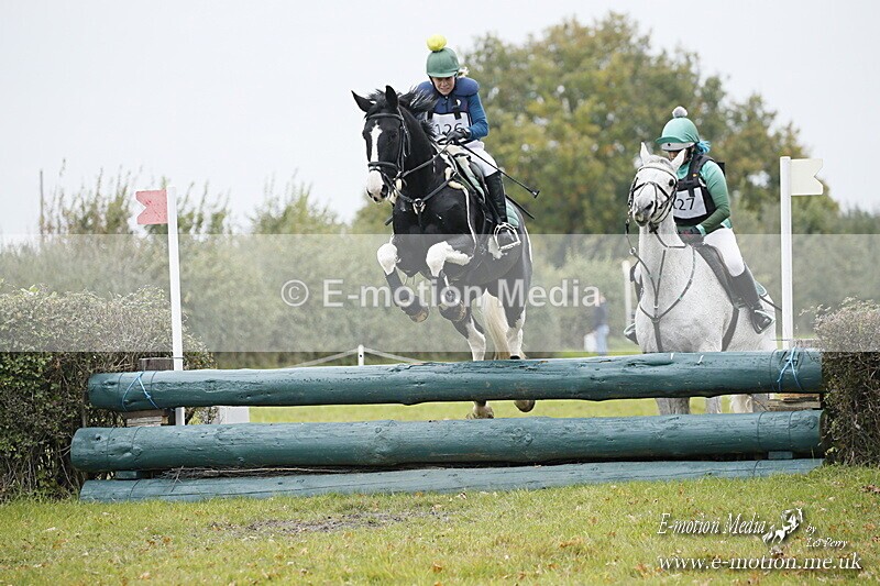 WWHT 181020 WWHT 181020 1530 - WWEC Intermediate Pairs (0.90m) 18/10/20