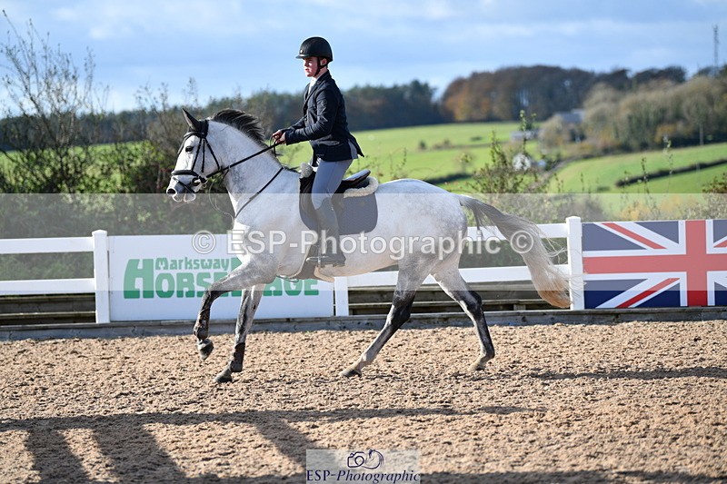 231110A-135719-00720 - Cls 5 Newcomers & 1.10m Open