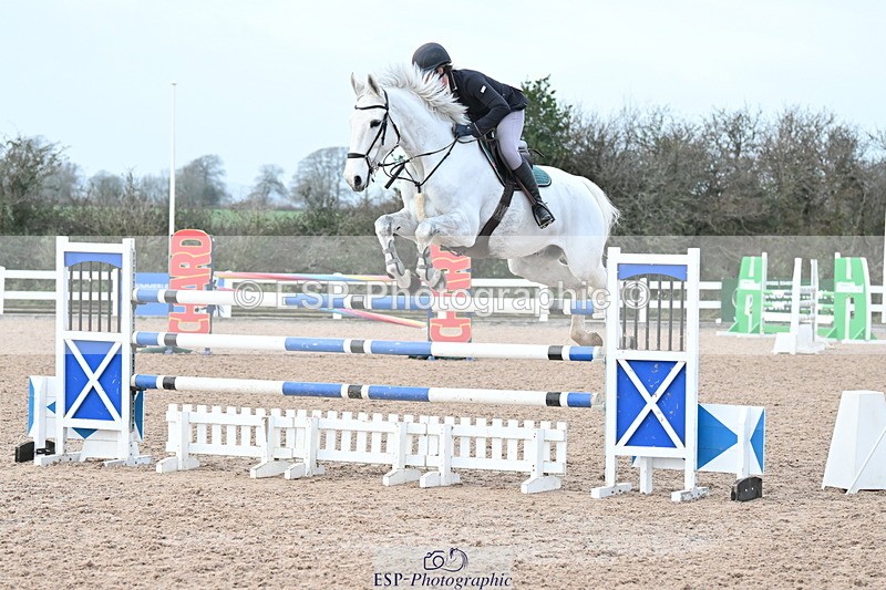 231208A-134846-01008 - Cls 6 Foxhunter & 1.20m Open